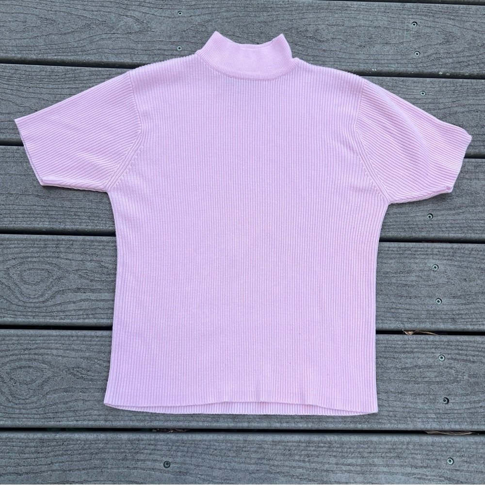Crystal-Kobe: Light Pink Ribbed Mock Neck Top. Women’s Size Large.